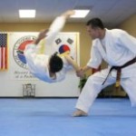 hapkido-wrist-throw.jpg_155_cw155_ch155